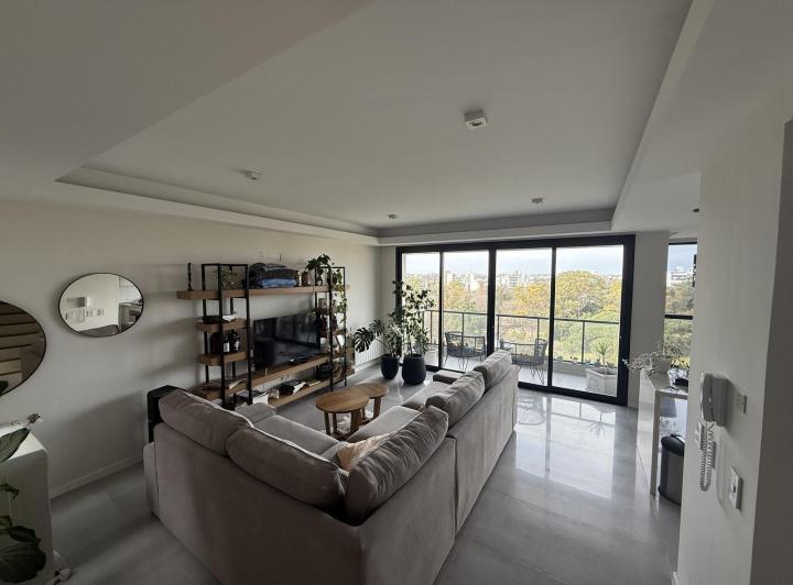 Departamento · 168m² · 5 Ambientes · 1 Cochera