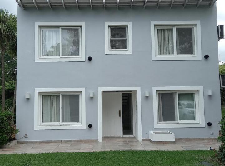 Casa · 120m² · 5 Ambientes