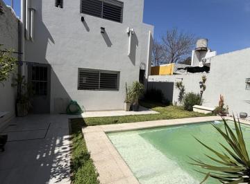 Oficina comercial · 150m² · 4 Ambientes · 3 Cocheras · Venta | Casa de 3 Dorm. con Jardín y Pileta | Apta Crédito