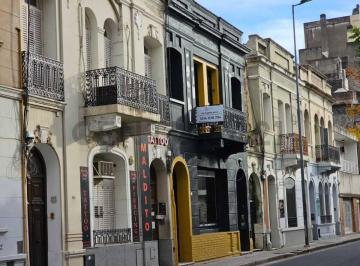 Oficina comercial · 175m² · 5 Ambientes · PH Comercial Reciclado en Pleno Centro | Oficina 170 m² + Terraza Exclusiva de 1