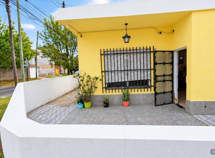 Casa · 120m² · 5 Ambientes · 1 Cochera