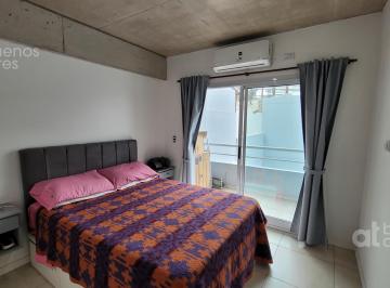 Departamento · 42m² · 2 Ambientes · Departamento Amoblado con Balcón en San Telmo en Alquiler Temporario