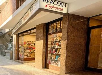 Local comercial · 190m² · 3 Ambientes · 1 Cochera · Oportunidad de Ioportunidad de Nversión en Recoleta | Local Comercial + Departamento + Cochera