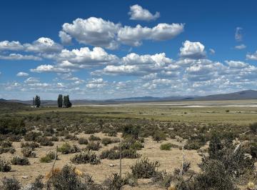 Campo · 10000ha · Campo en Venta en Patagonia, Chubut | 10.000 Hectáreas, Laguna y Valor Natural Excepcional