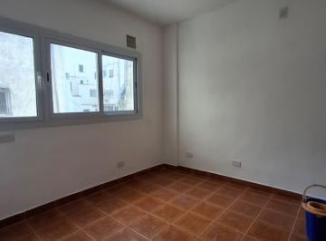 Departamento de 1 ambiente, Recoleta · Uruguay 800 Recoleta, Apto Profesional, Apto Permuta, Se Vende por Inmob.