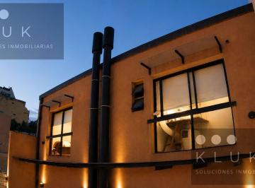 PH · 105m² · 3 Ambientes · PH en Venta 3 Ambientes con Amplio Patio en El Corazón de Villa Urquiza