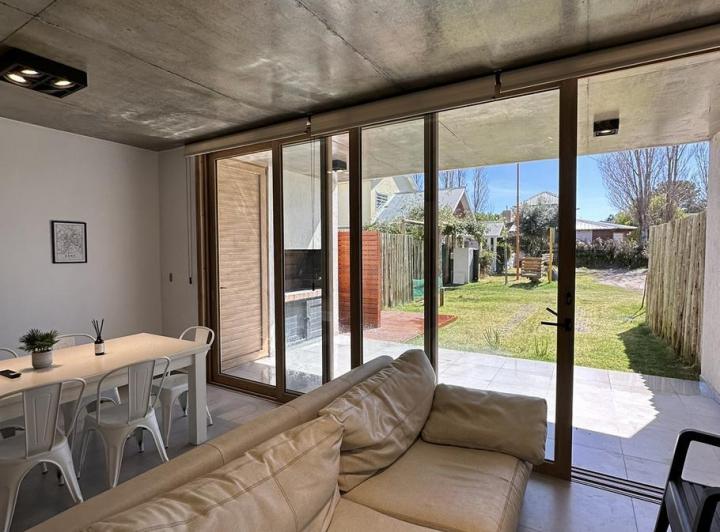 Casa · 109m² · 5 Ambientes · 1 Cochera
