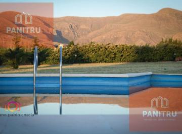 Casa · 500m² · Complejo Sierra de La Ventana - 5 Cabañas - Excelente Renta