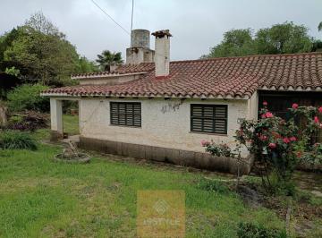 Casa · 100m² · 4 Ambientes · 2 Cocheras · Casa en Venta a Refaccionar en Villa Los Altos Rio Ceballos