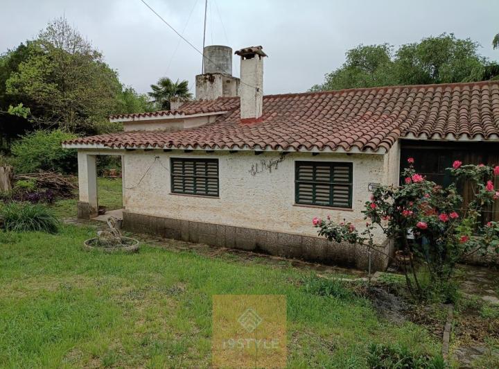 Casa · 100m² · 4 Ambientes · 2 Cocheras