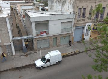 PH · 151m² · 4 Ambientes · 1 Cochera · Casa, 3 Dorm., con Cochera en Macrocentro