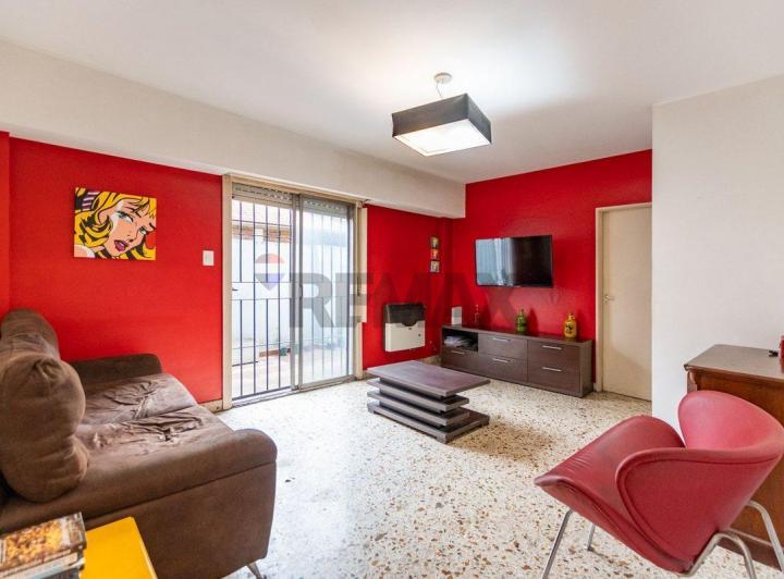 Departamento en venta en Valentin Alsina · 3 ambientes