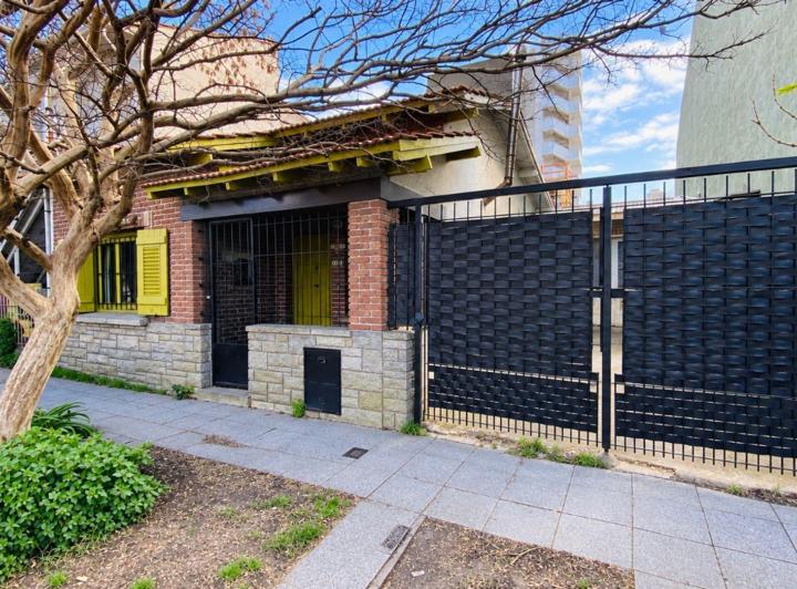 Casa · 131m² · 4 Ambientes · 1 Cochera