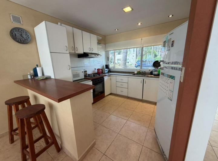 Casa · 180m² · 4 Ambientes