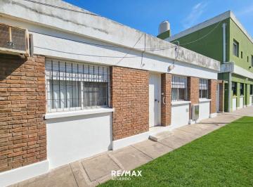 PH · 69m² · 3 Ambientes · Venta PH Casa Macrocentro 2 Dorm y Patio Cerrad0