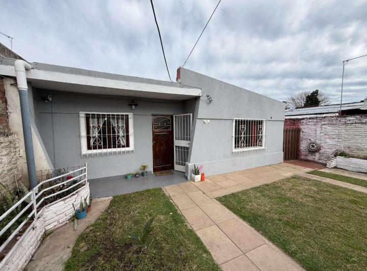Casa · 80m² · 3 Ambientes · 1 Cochera