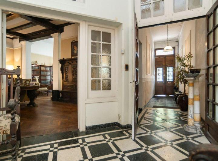 Casa · 260m² · 5 Ambientes