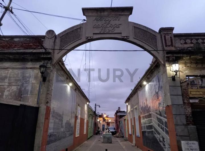 Local comercial · 240m²
