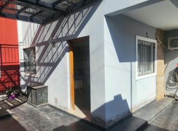 Departamento · 61m² · 3 Ambientes · 1 Cochera · Departamento de 2 Dorm. con Cochera y Patio