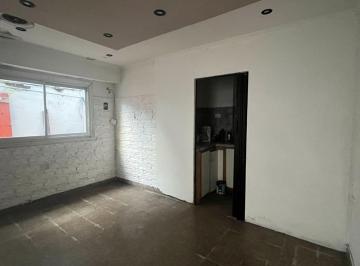 PH · 51m² · 3 Ambientes · En Venta PH con Terraza en San Jose Para Reciclar