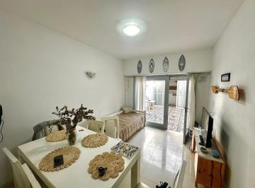 Departamento · 48m² · 3 Ambientes · Oportunidad en Mogotes!departamento Cerca del Mar!
