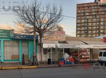 Local comercial · 160m² · 4 Ambientes · 2 Cocheras · 4 Locales Comerciales en Venta en Neuquén Capital