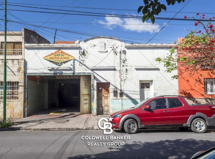 Casa · 285m² · 7 Ambientes
