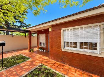 Casa · 80m² · 3 Ambientes · 1 Cochera · Casa Venta 3amb Padua Cochera Patio Apta Credito