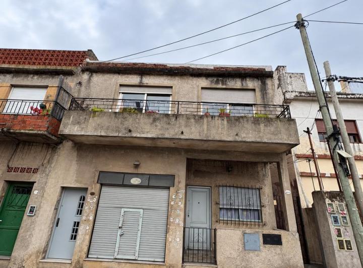 Casa · 430m² · 10 Ambientes
