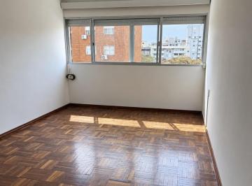 Departamento · 63m² · 5 Ambientes · Alquiler de Apartamento de 3 Dorm. en Parque Batlle, Montevideo