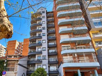 Departamento de 2 ambientes, Lanús · Semipiso 2 Ambientes con Cochera