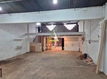 Bodega-Galpón · 200m² · Galpón en Alquiler en Don Torcuato Tigre