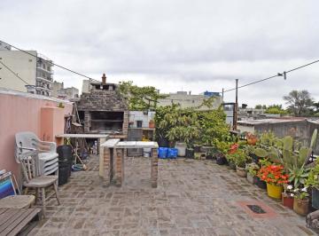 PH · 60m² · 3 Ambientes · PH con Terraza, Parrilla, Sin Expensas en Plazar Irlanda