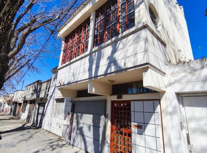 Casa · 280m² · 7 Ambientes