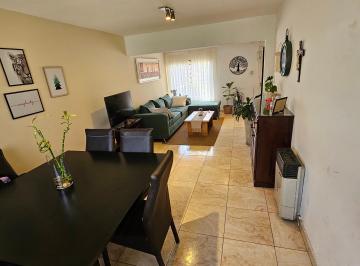 Casa de 5 ambientes, Córdoba · Bella 4 Dor Quincho Pileta Exc Ubicacion