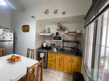 PH · 86m² · 3 Ambientes · PH en Lanús Oeste