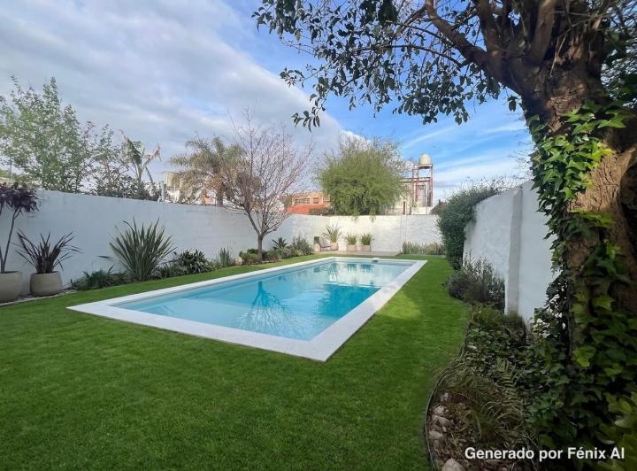 Casa · 158m² · 3 Ambientes · 2 Cocheras
