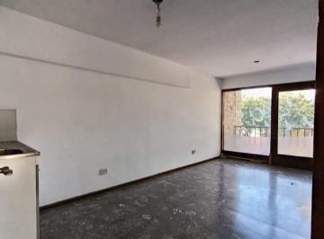 Local comercial · 150m² · 4 Ambientes · Openhouse Alquila Fabuloso Local en Pedro Molina