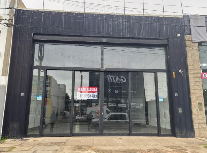 Local comercial · 245m² · 1 Ambiente