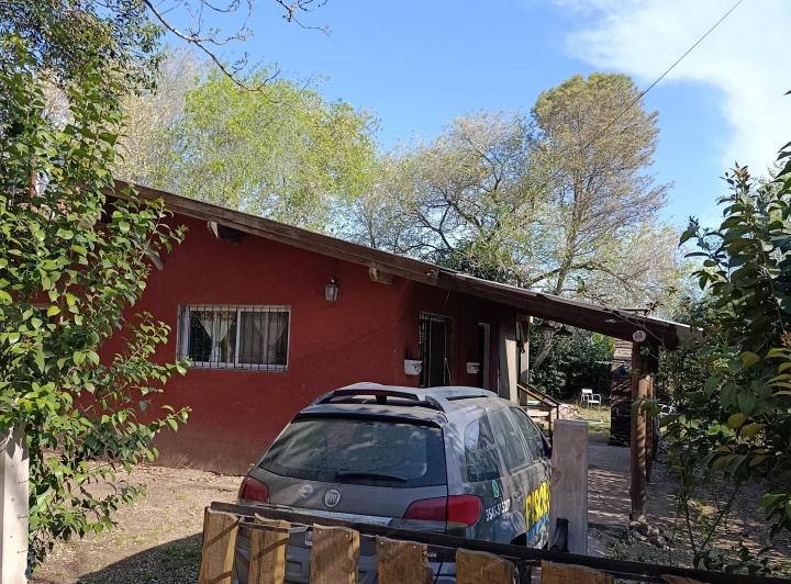 Casa · 75m² · 5 Ambientes · 1 Cochera
