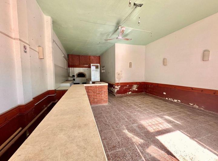 Local comercial · 220m² · 2 Ambientes
