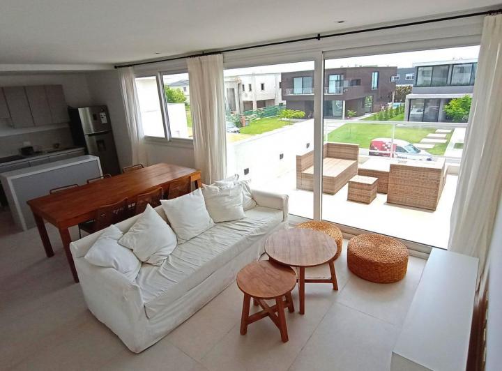 Departamento · 77m² · 3 Ambientes · 2 Cocheras