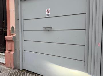 Garage , Almagro · Dueño Alquila Cochera Cubierta Para Auto con Entrada Individual y Acceso Directo