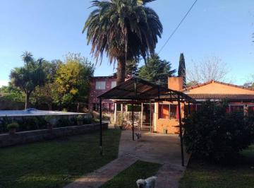 Casa de 6 ambientes, Ezeiza · Venta de Casaquinta en Ezeiza con Dos Viviendas