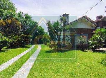 Casa de 6 ambientes, Ezeiza · Venta Casaquinta con Pileta en Ezeiza