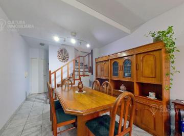 PH · 68m² · 4 Ambientes · 1 Cochera · Venta PH 4 Ambientes Villa Sarmiento Apto Credito Permuta