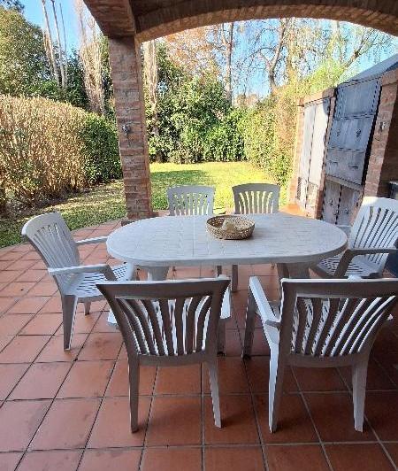 Casa · 80m² · 4 Ambientes · 1 Cochera