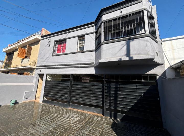 Departamento · 420m² · 8 Ambientes · 3 Cocheras