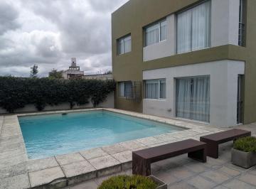 Departamento de 2 ambientes, Tandil · Departamento en Complejo con Ascensor y Pileta