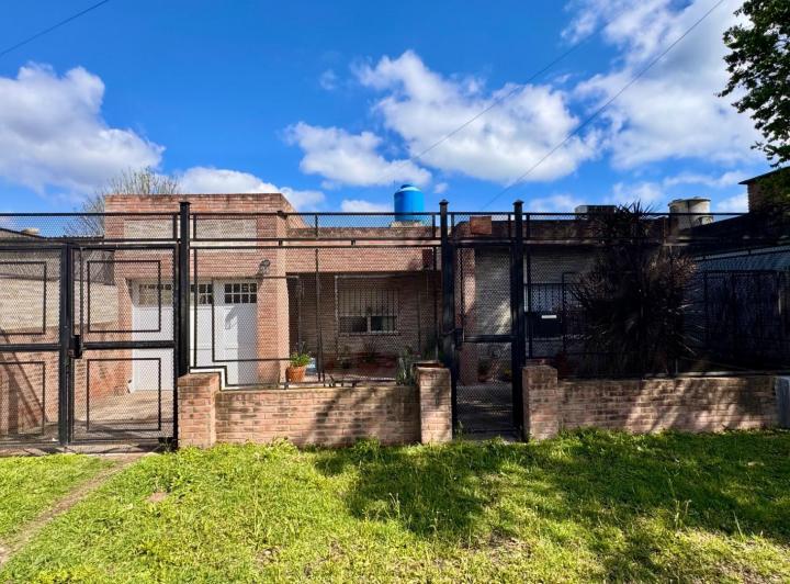 Casa · 111m² · 3 Ambientes · 1 Cochera